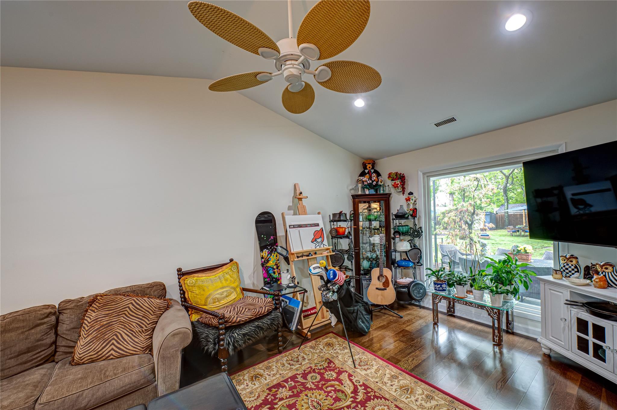 1A Revlon Court, Holtsville, New York image 15