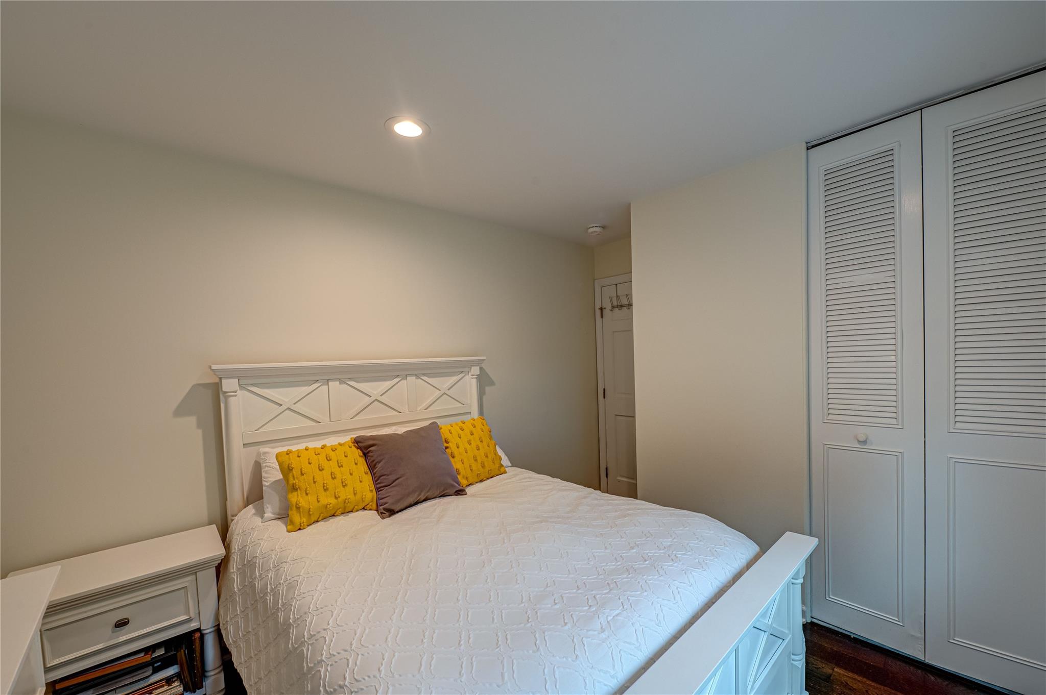 1A Revlon Court, Holtsville, New York image 25