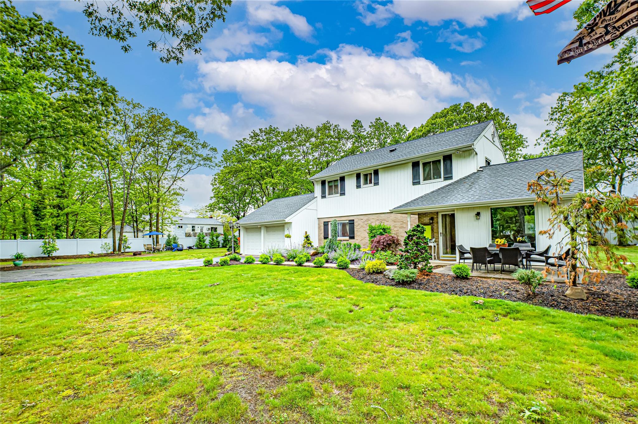 1A Revlon Court, Holtsville, New York image 3