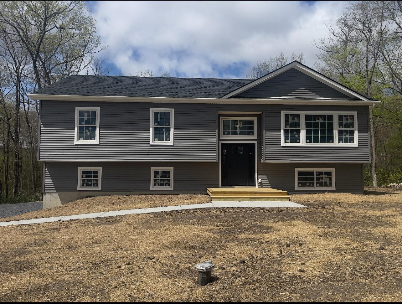 Property for Sale at Oregon Trail, Pine Bush, New York - Bedrooms: 3 
Bathrooms: 3 
Rooms: 9  - $549,900