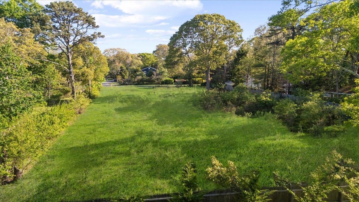 115 Bay Avenue, Hampton Bays, New York image 5