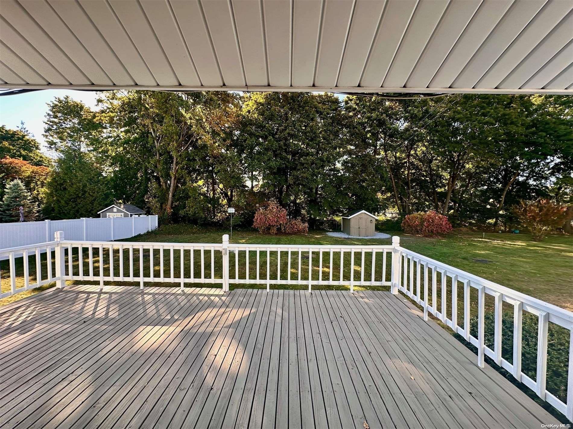 11 Tollgate Drive, East Northport, New York image 16
