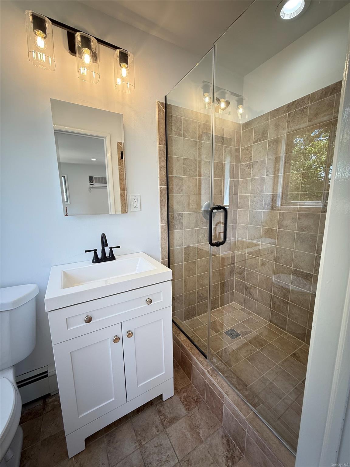 11 Tollgate Drive, East Northport, New York image 10