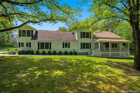 Homes For Sale - 11 Haggerty Hill Road<br/> Dutchess County, Rhinebeck, NY 12572