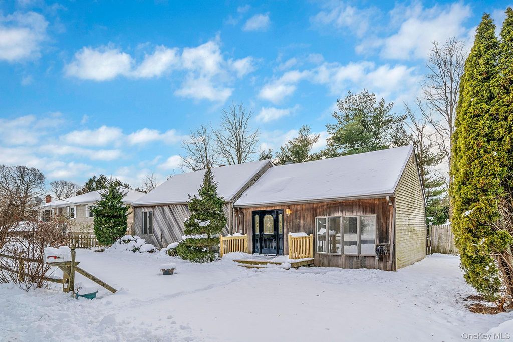 Photo of 47 Georgia Street, East Northport, NY 11731 (MLS # 944507)