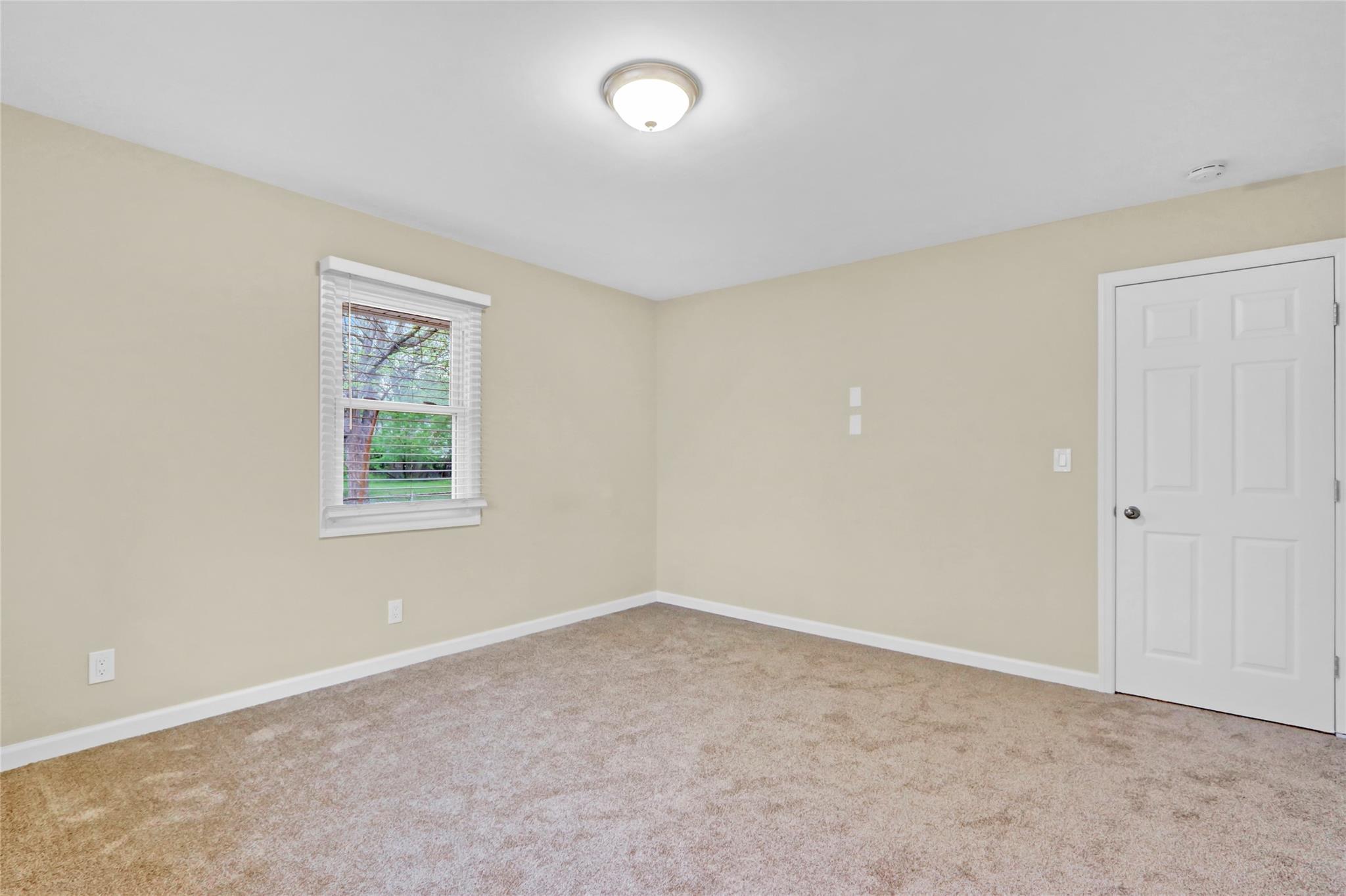 97 Overlook Drive, Mastic Beach, New York image 11