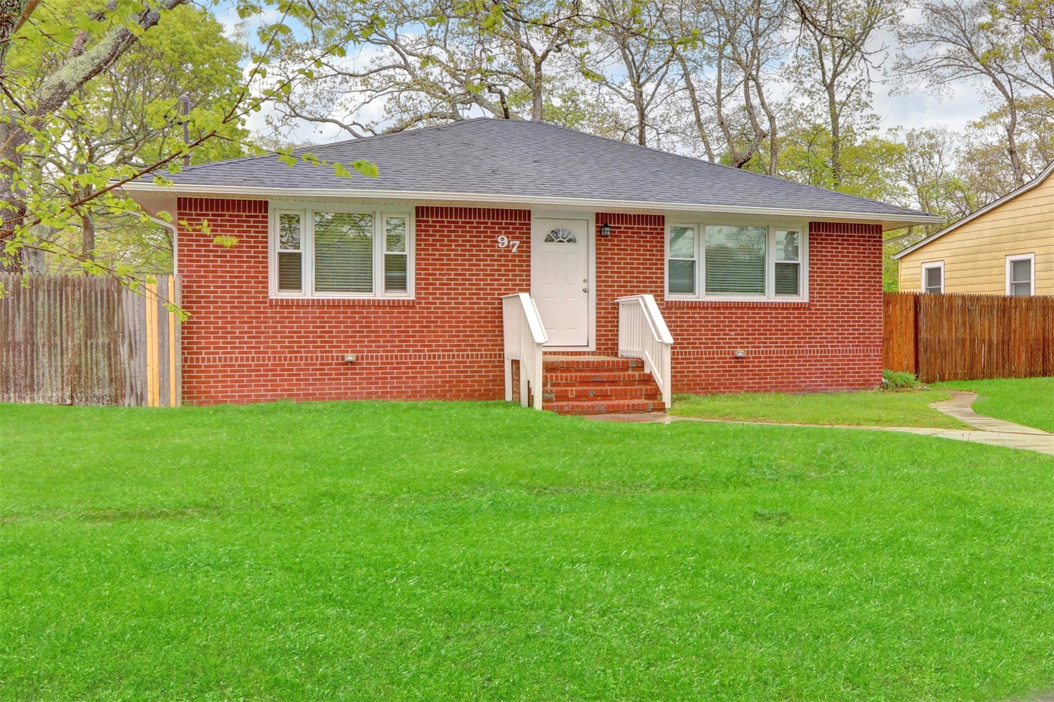97 Overlook Drive, Mastic Beach, New York image 1