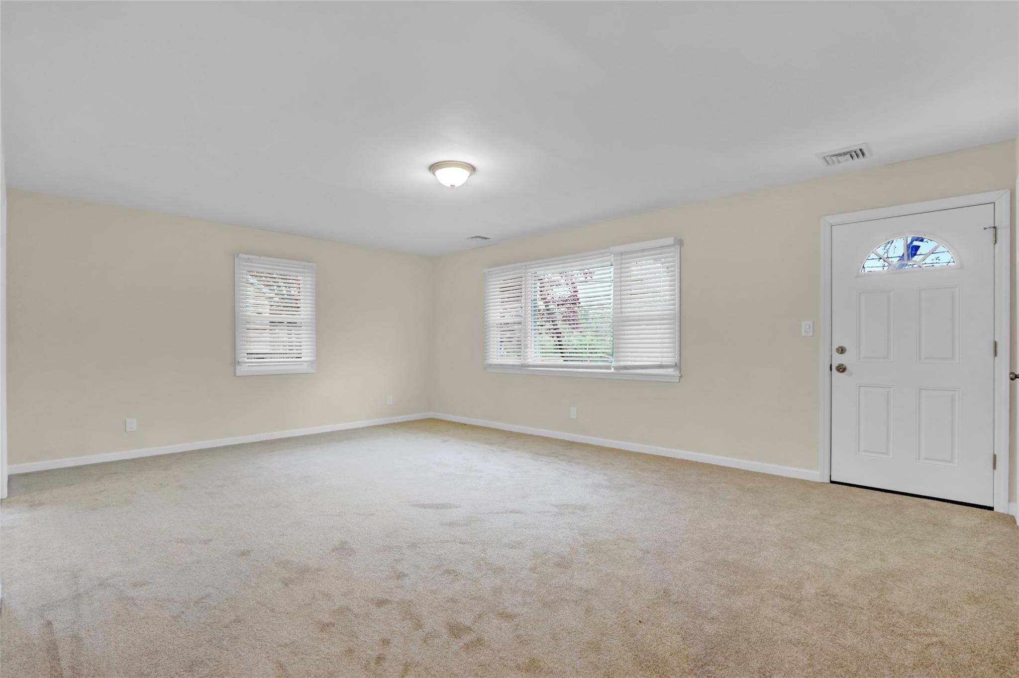 97 Overlook Drive, Mastic Beach, New York image 4