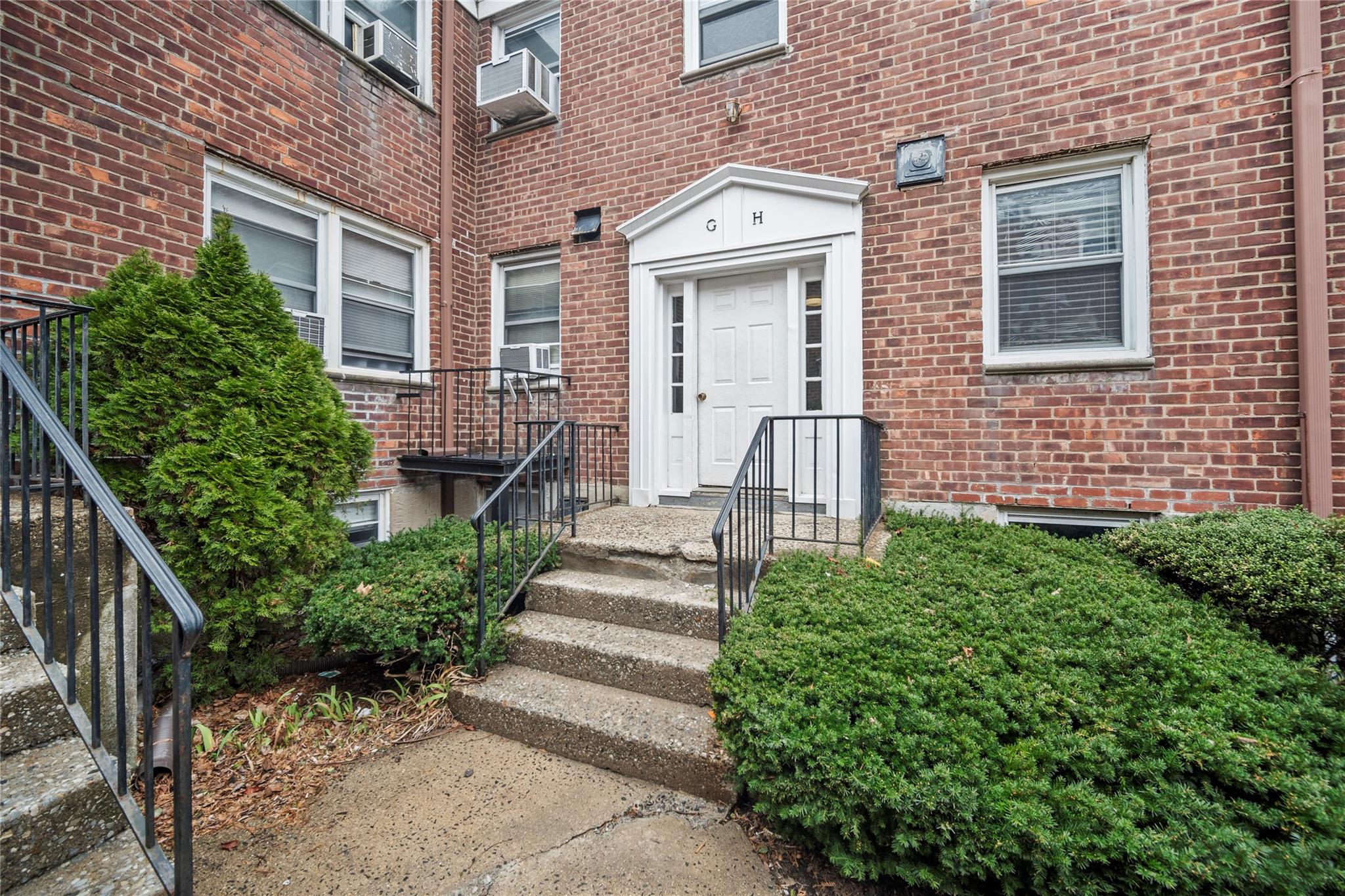 79 N Broadway #G2, White Plains, New York image 2