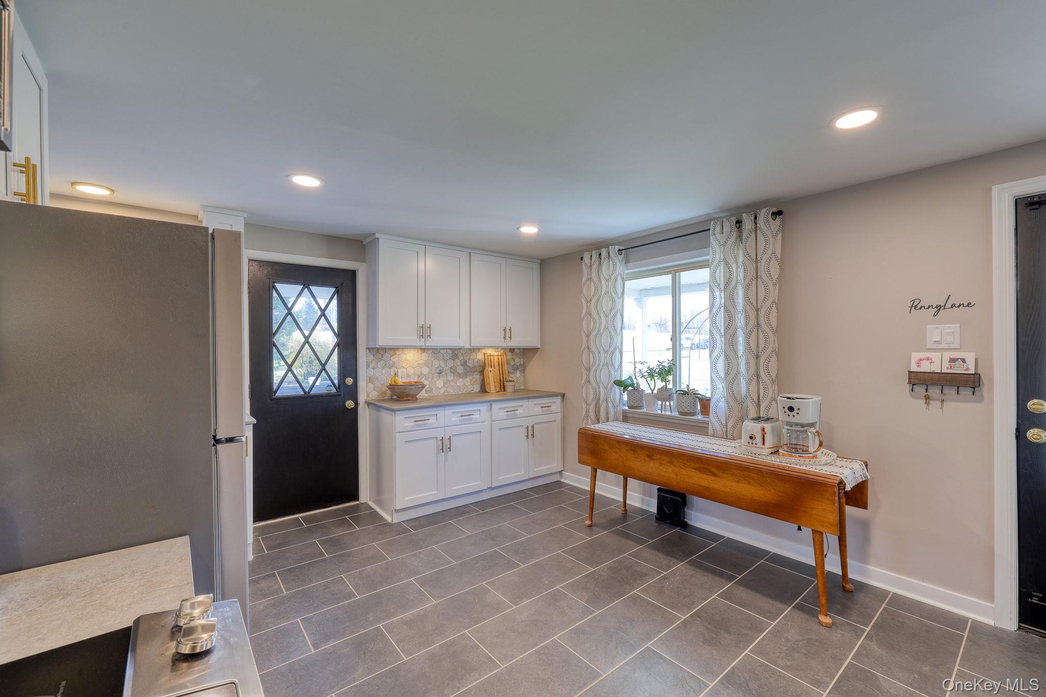 460 County Highway 1