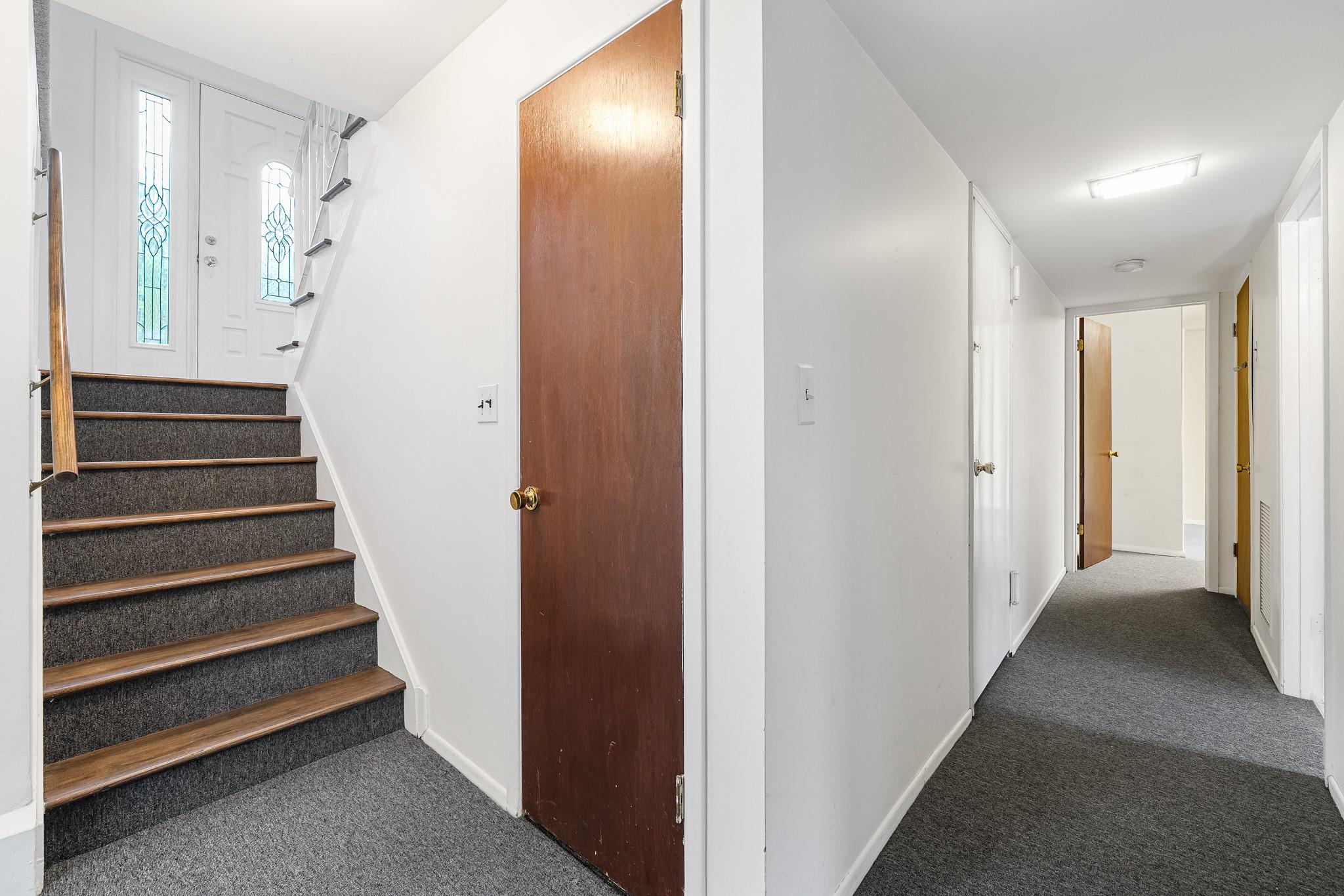 14 Monroe Drive, White Plains, New York image 18