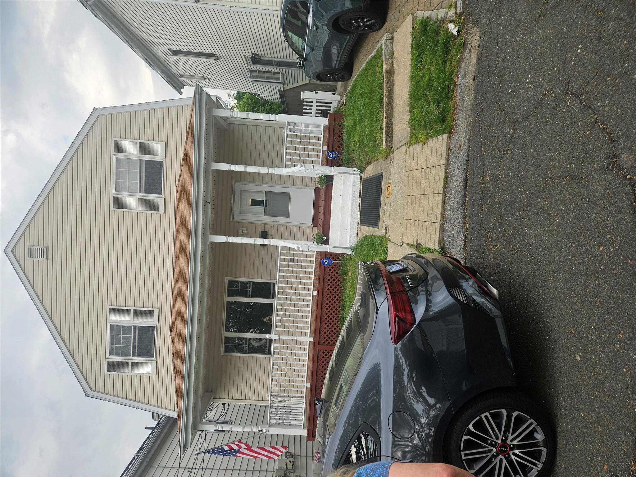 7 Speedling Place, Yonkers, New York image 1