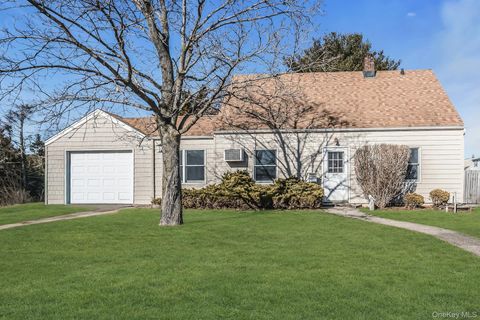 45 Chase Lane Levittown NY 11756