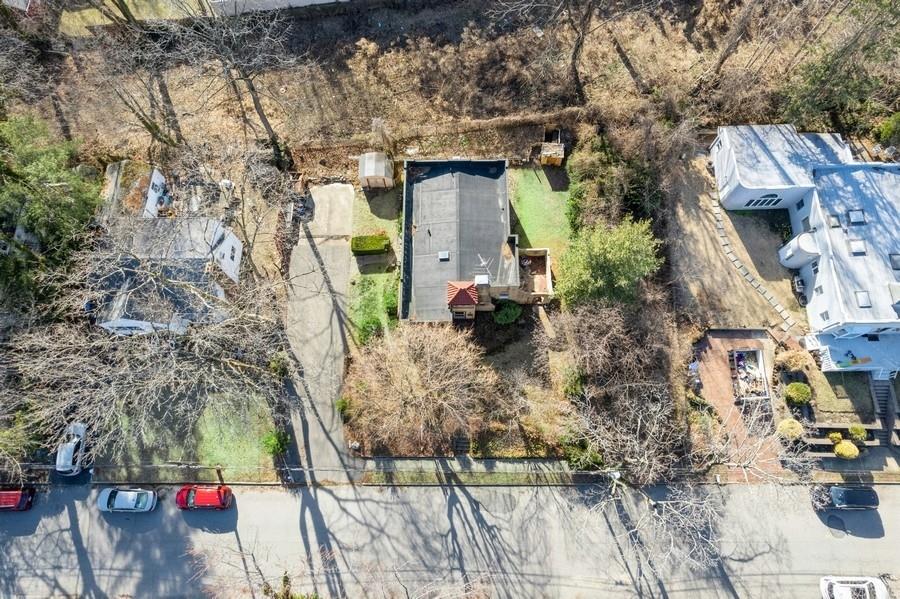 10 Saint James Place, Glen Cove, New York image 19
