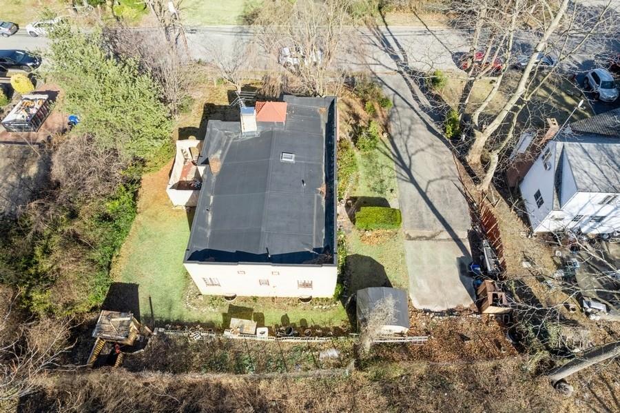 10 Saint James Place, Glen Cove, New York image 21