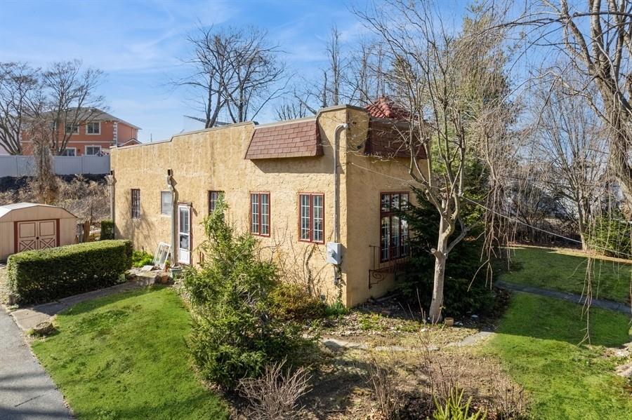 10 Saint James Place, Glen Cove, New York image 15