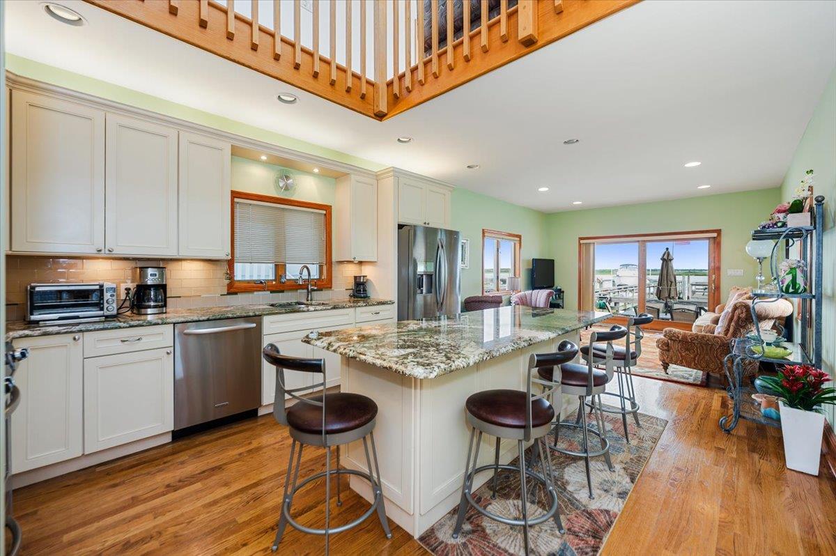 991 W Park Avenue, Long Beach, New York image 5