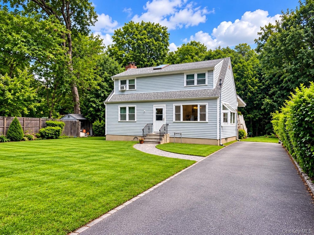 Photo of 45 Melrose Avenue, East Northport, NY 11731 (MLS # 1066663)