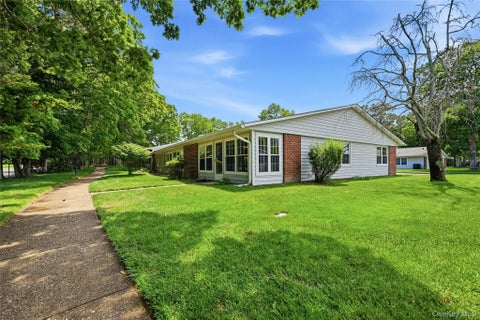 Condo For Sale - 133 Eastbourne Court #F<br/> Ridge, NY 11961