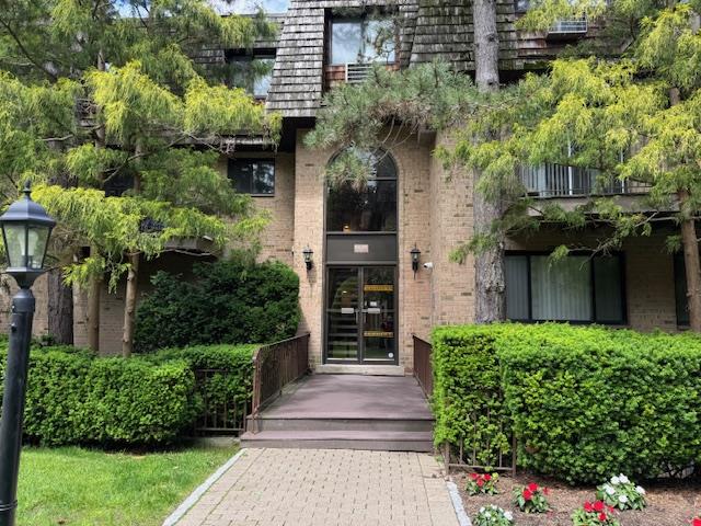500 Central Park Avenue #221, Scarsdale, New York image 2