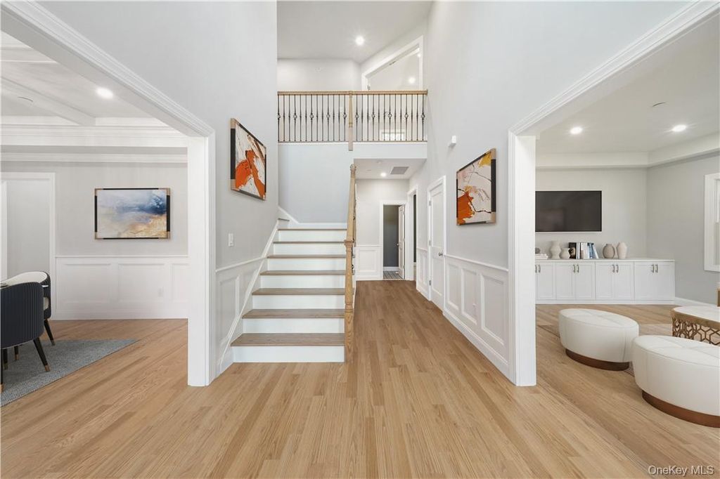 Photo of 14 N Shady Road, Ardsley, NY 10502 (MLS # 939199)