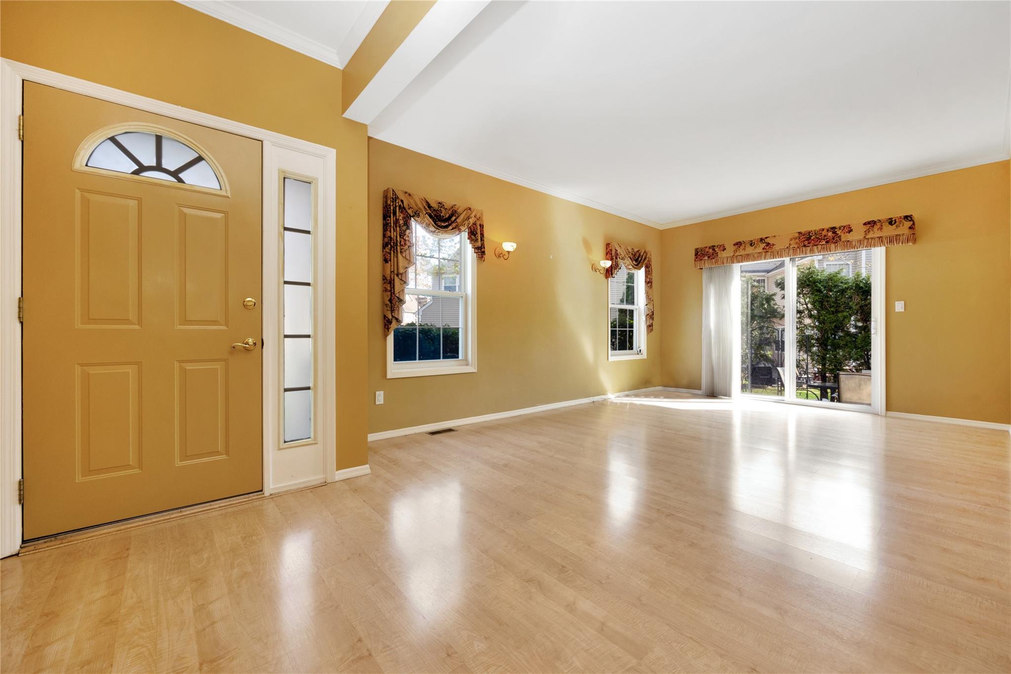 56 Avery Court, Nesconset, New York image 5