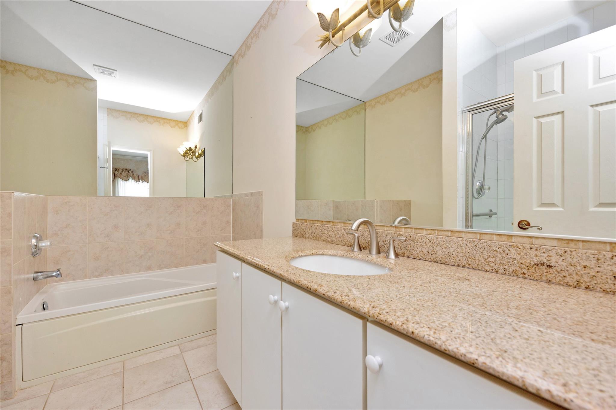 56 Avery Court, Nesconset, New York image 16
