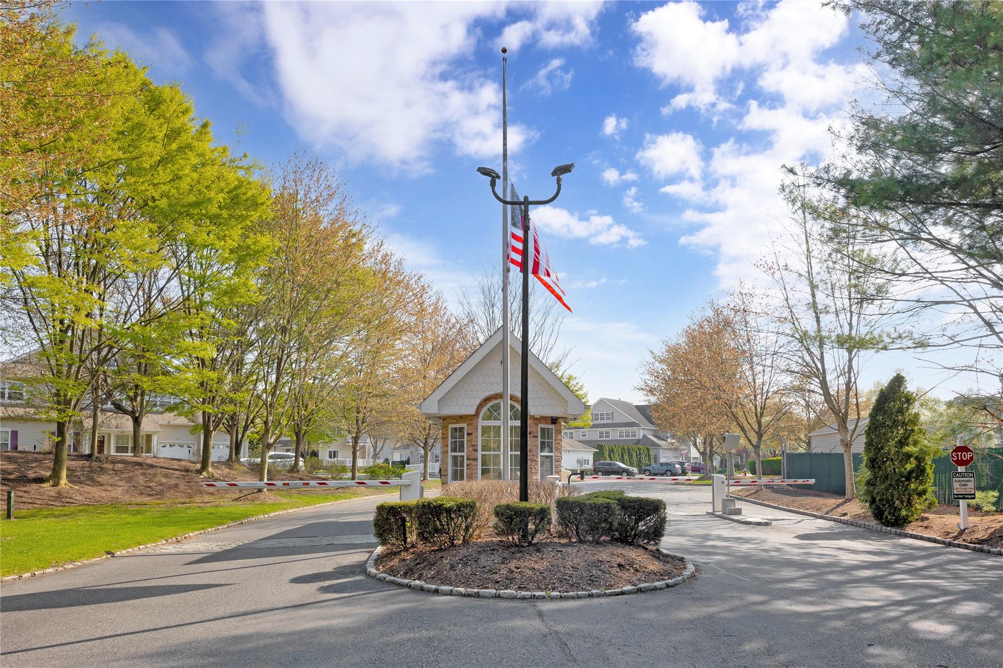 56 Avery Court, Nesconset, New York image 24