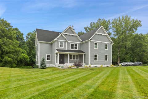 Homes For Sale - 15 Somers Hills Road<br/> Putnam County, Carmel, NY 10512