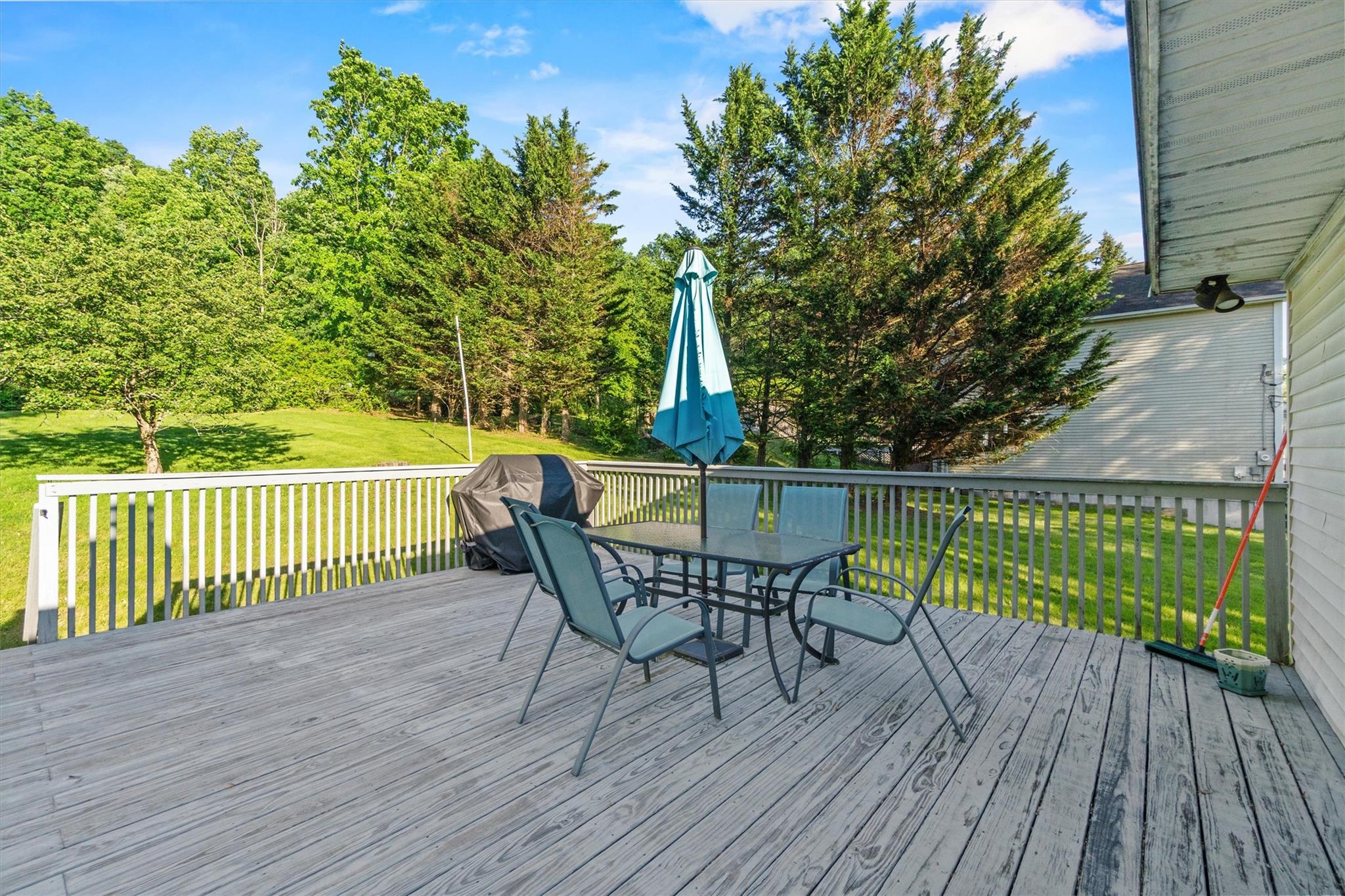 37 Lakeview Road, Carmel, New York image 39