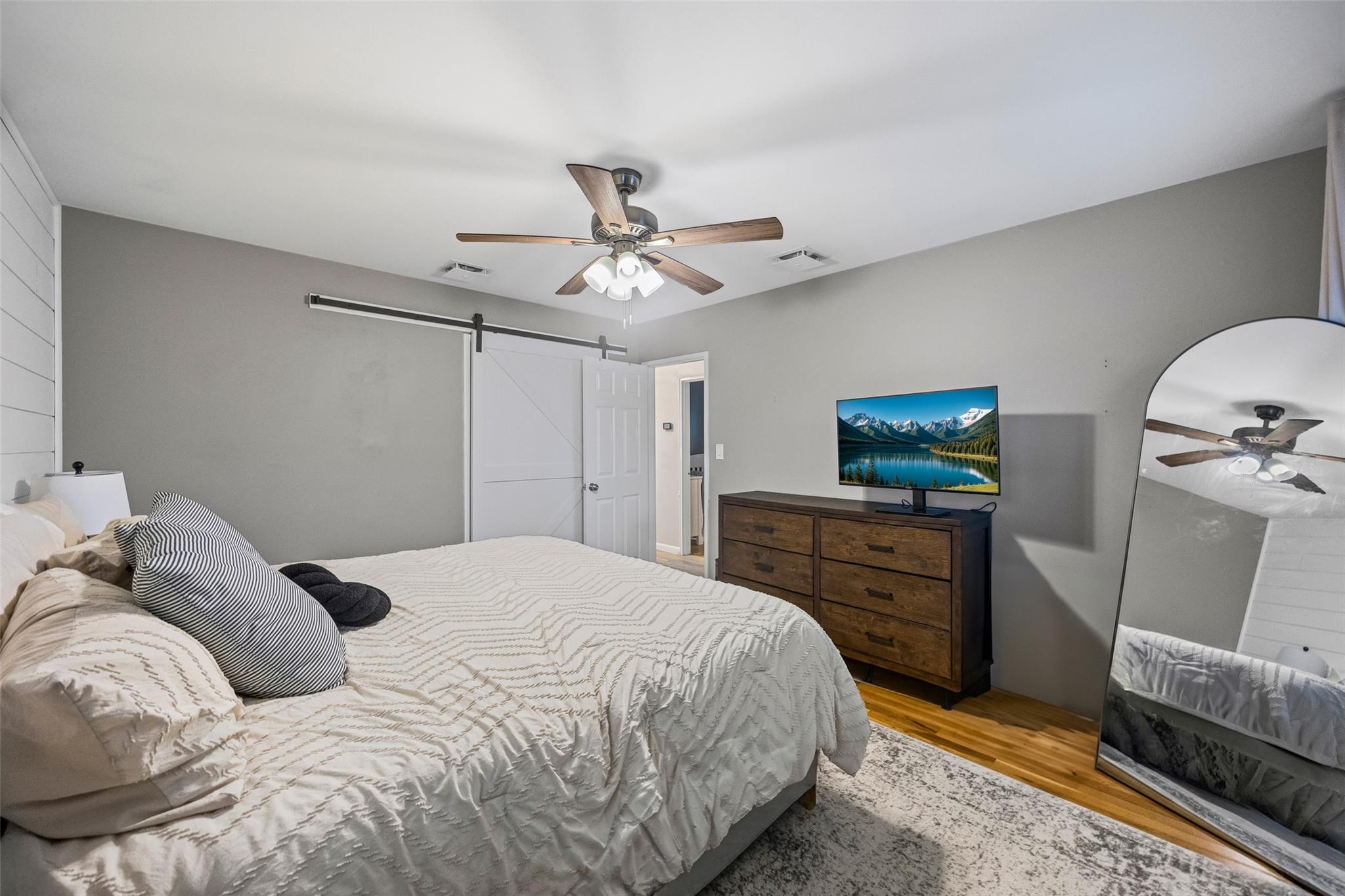 521 E Benjamin Road, North Babylon, Florida image 27