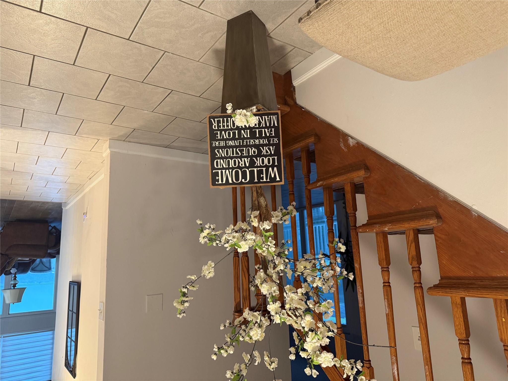 19 Hillside Avenue, North Port, New York image 49