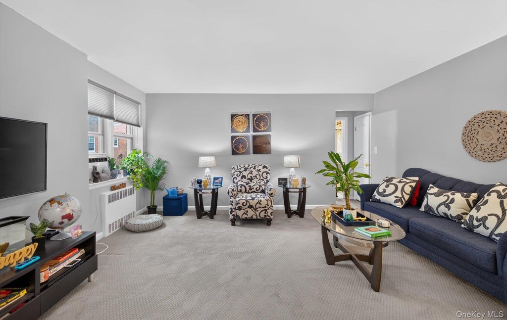 Photo of 36 Cathedral Avenue #4F, Hempstead, NY 11550 (MLS # 1043069)