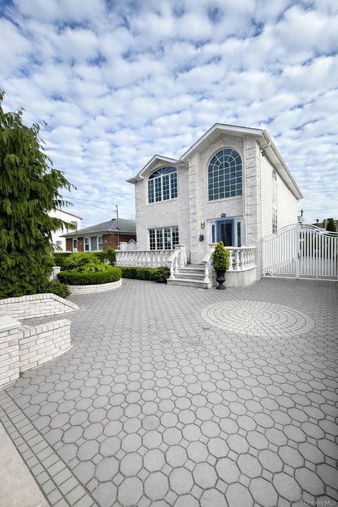 Homes For Sale - 15823 92nd Street<br/> Howard Beach, NY 11414
