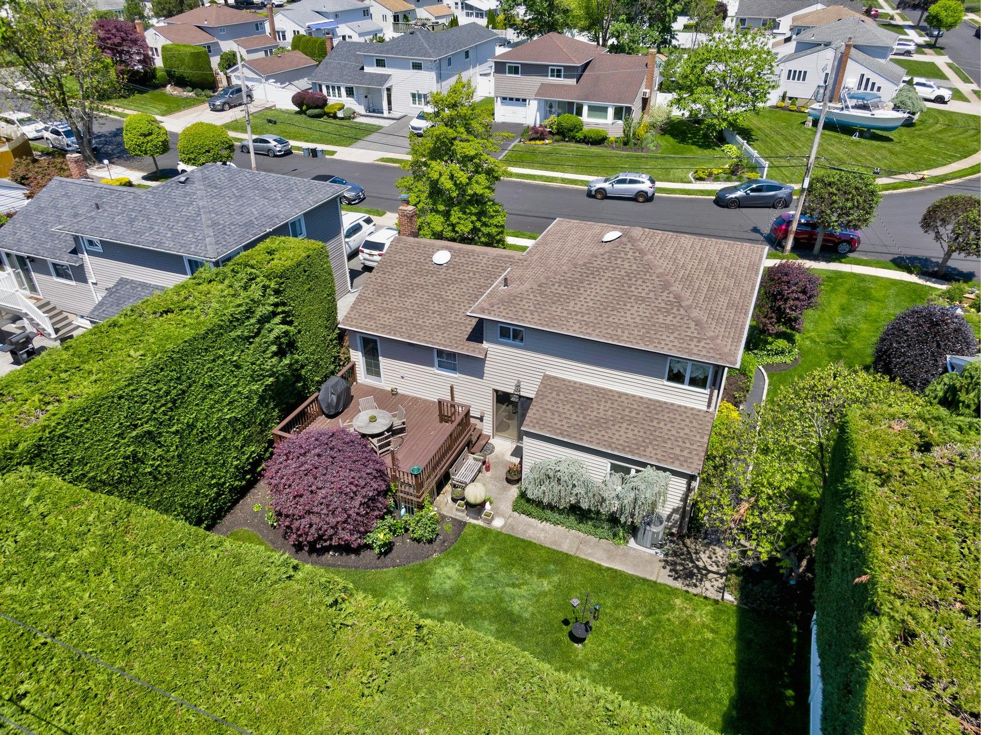2175 Wantagh Park Drive, Wantagh, New York image 43