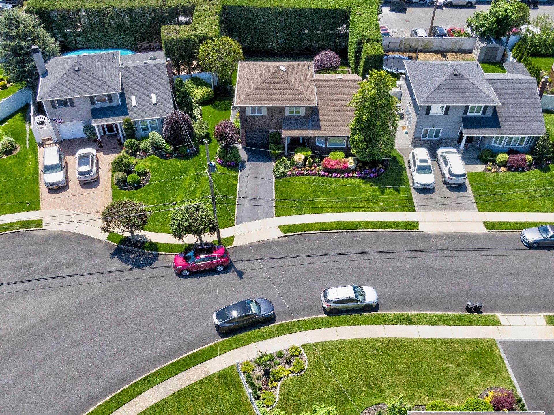 2175 Wantagh Park Drive, Wantagh, New York image 41