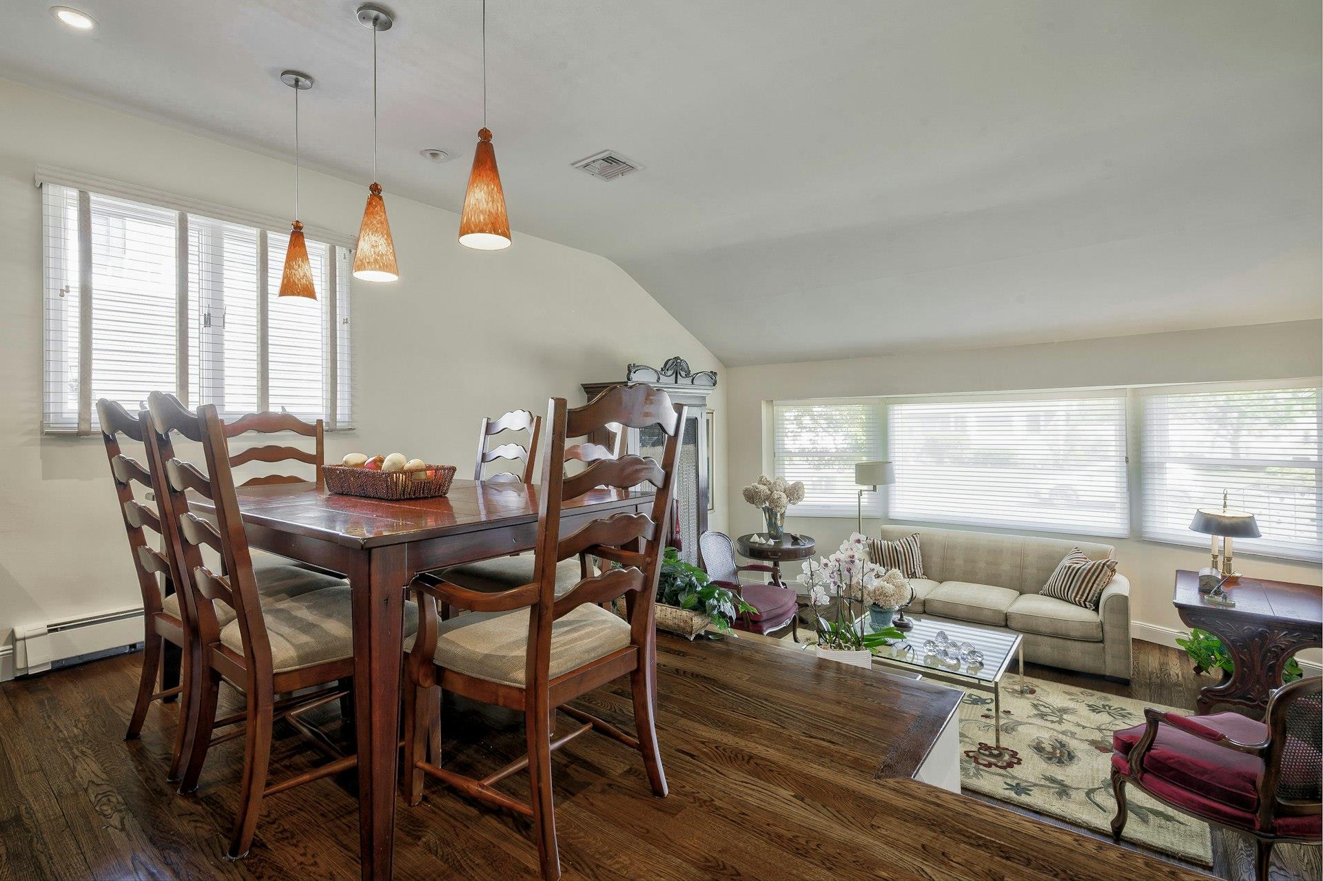2175 Wantagh Park Drive, Wantagh, New York image 22
