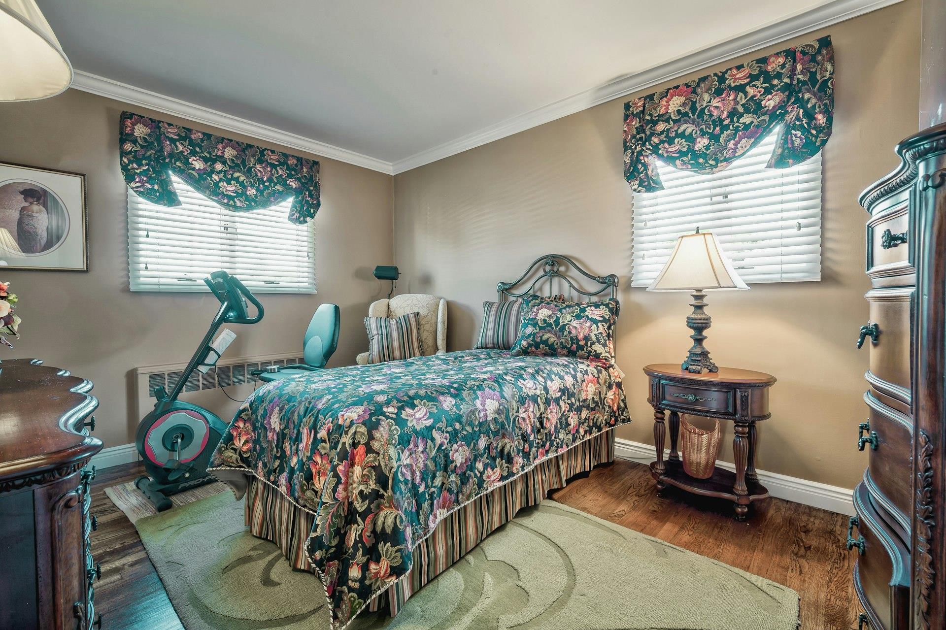 2175 Wantagh Park Drive, Wantagh, New York image 33