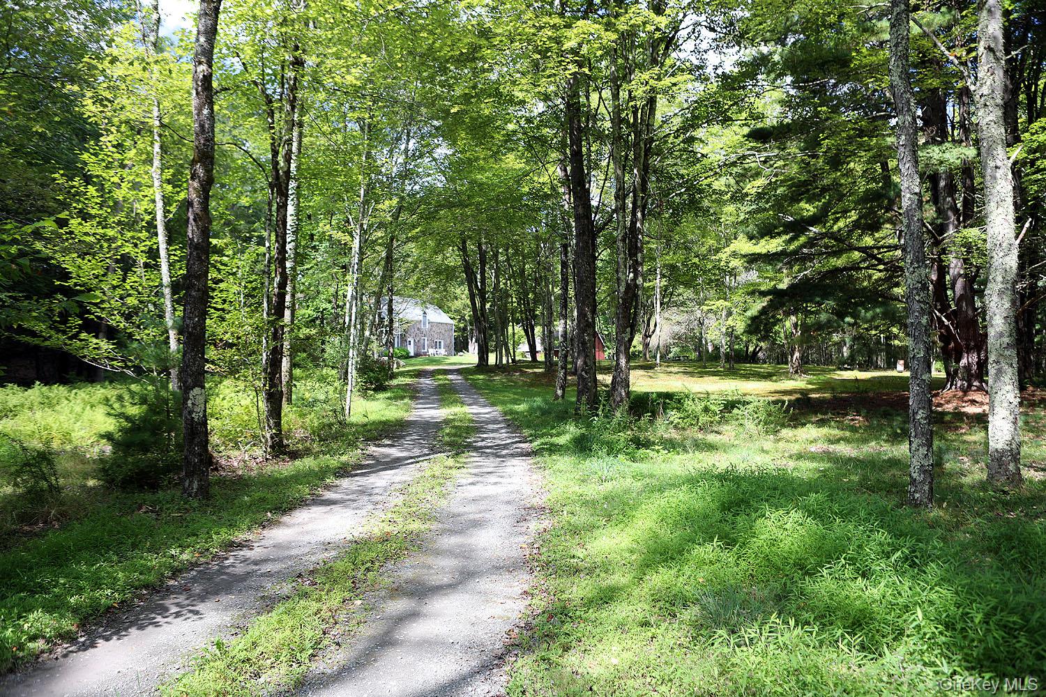 178 W Simmon Road