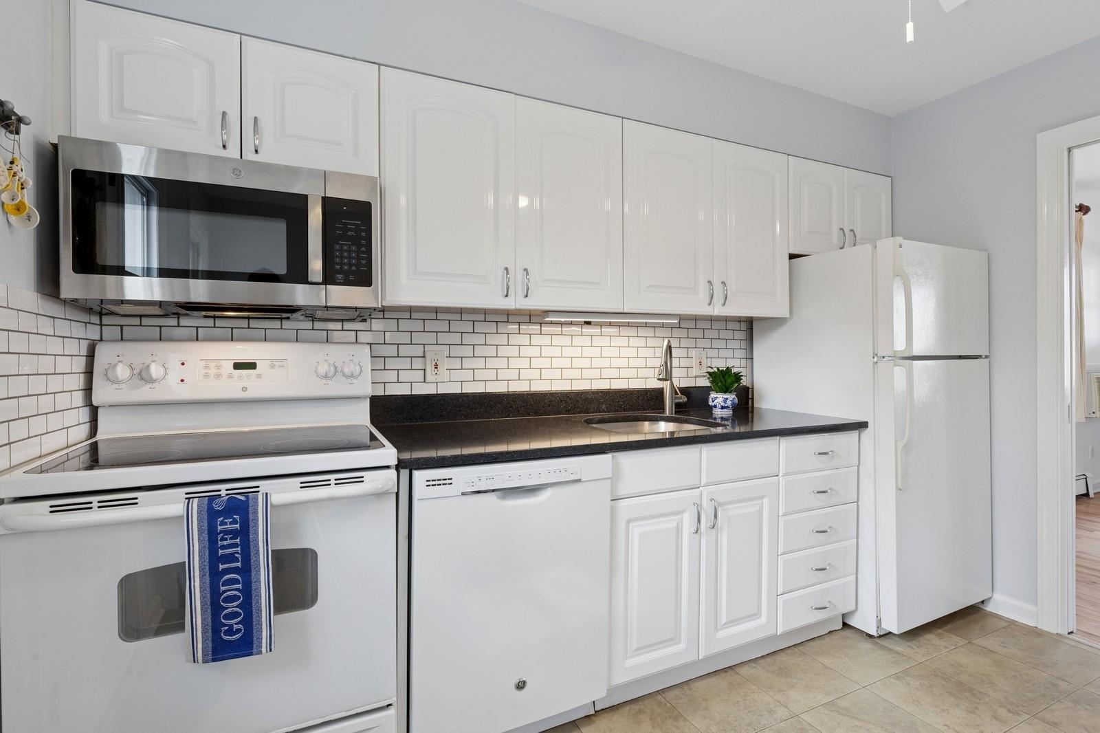 55075 Main Road #1, Southold, New York image 20