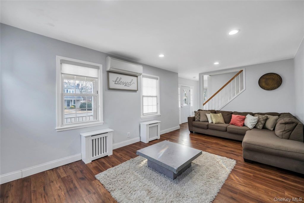 Photo of 655 Joy Boulevard, Baldwin, NY 11510 (MLS # 968213)