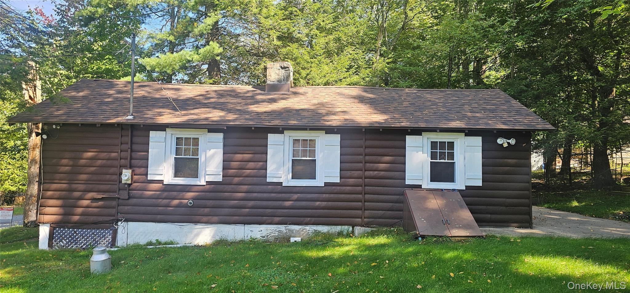 33 W Delaware Place
