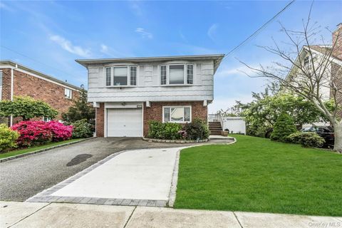 Photo of 171 Westside Avenue, Freeport, NY 11520 (MLS # 861472) Photo of 171 Westside Avenue, Freeport, NY 11520 (MLS # 861472)