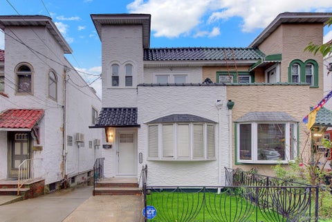 Homes For Sale - 2152 E 35th Street<br/> Brooklyn, NY 11234