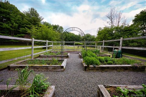 Tiny photo for 33 Ford Road, Chatham, NY 12136 (MLS # 881757)