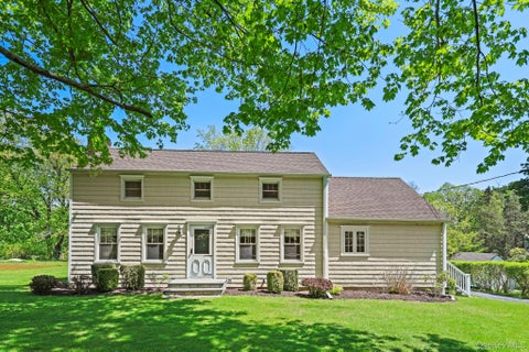 Homes For Sale - 453 Smith Ridge Road<br/> South Salem, NY 10590