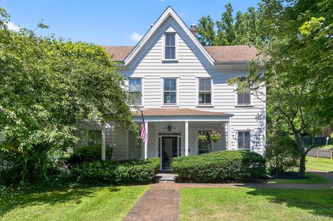 4 Parkview Terrace Huntington NY 11743