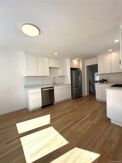 Homes For Sale - 3 Glenwood Drive<br/> Blauvelt, NY 10913