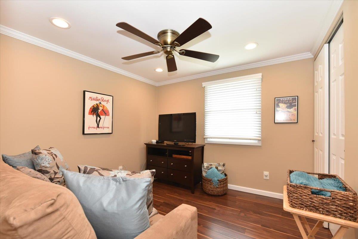 10 Linda Lane Ln, Plainview, New York image 24