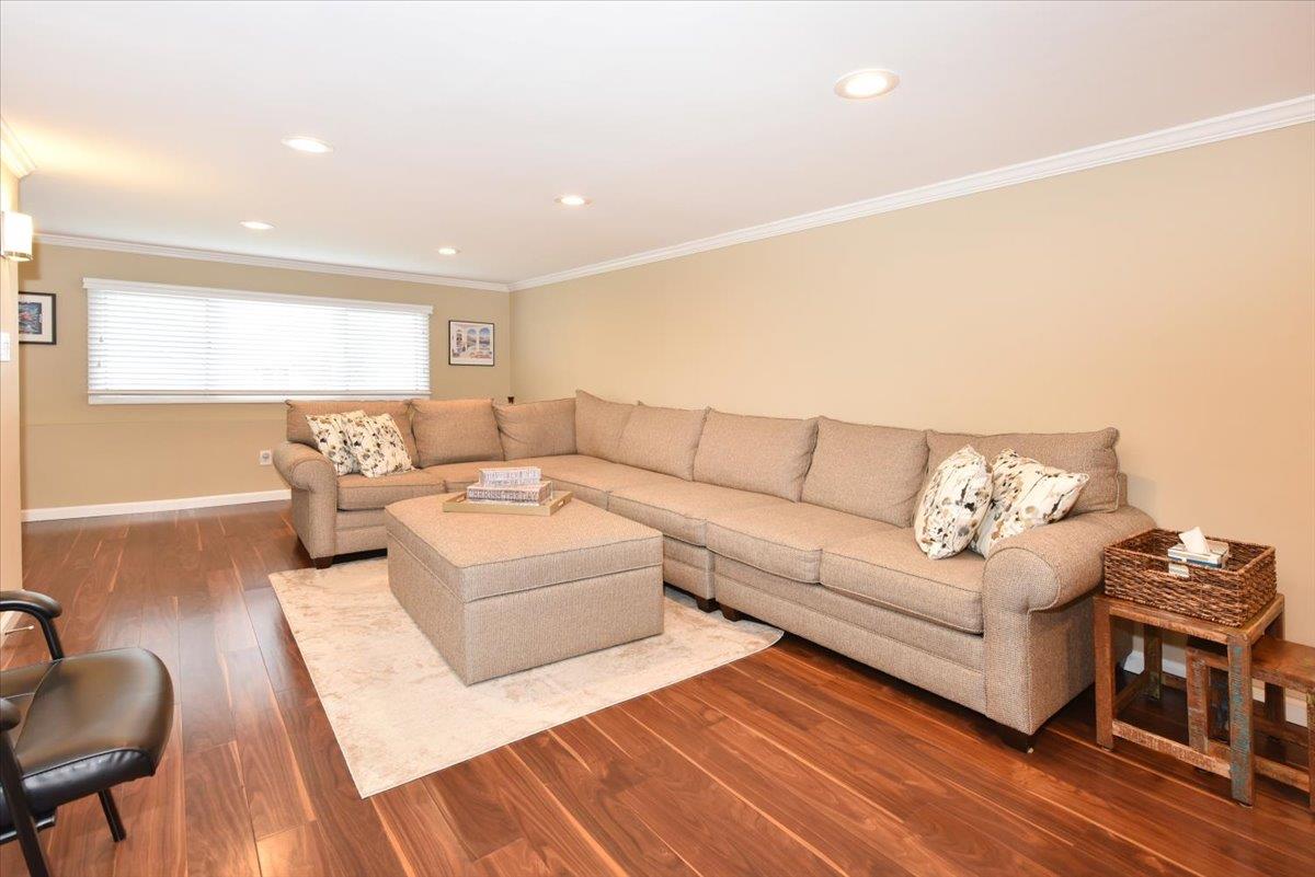 10 Linda Lane Ln, Plainview, New York image 19